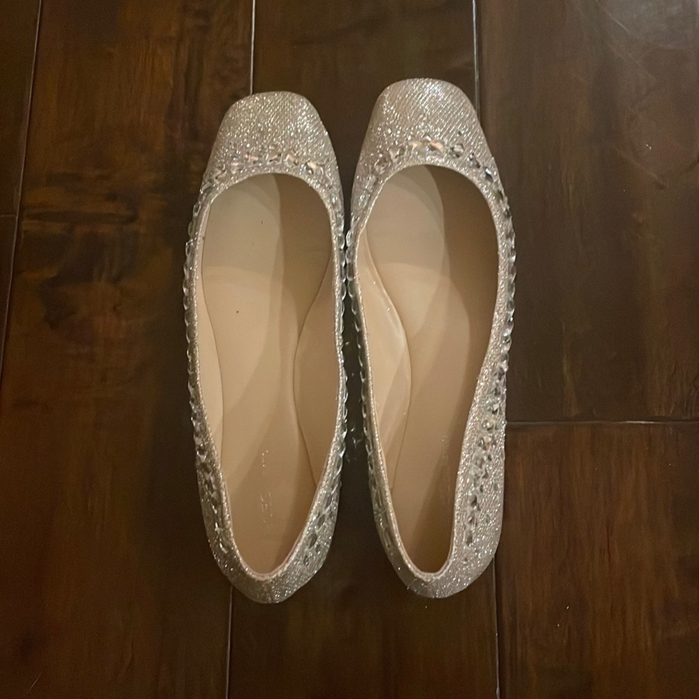 Rhinestone Detailed BCBGeneration Ballet Flats